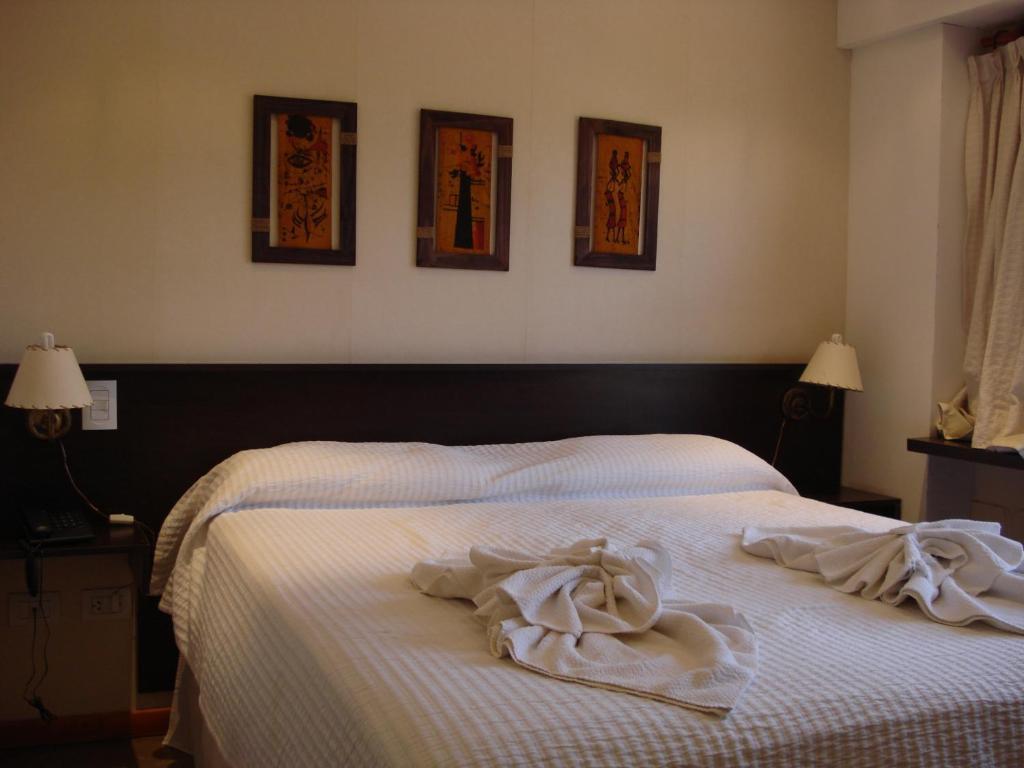 Hotel Torres Del Sol Villa de Merlo Room photo
